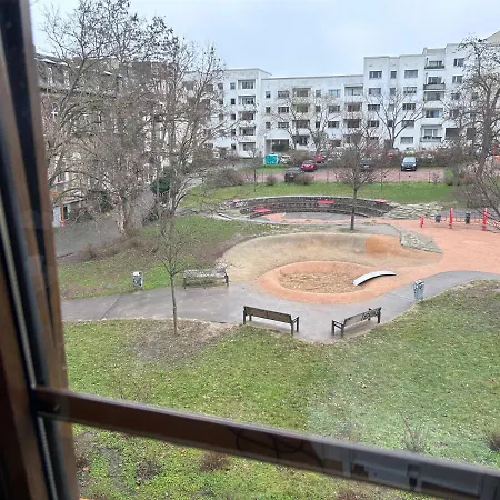 Piano Halle - Netflix - Free Wifi 5